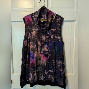 Sleeveless turtleneck tunic